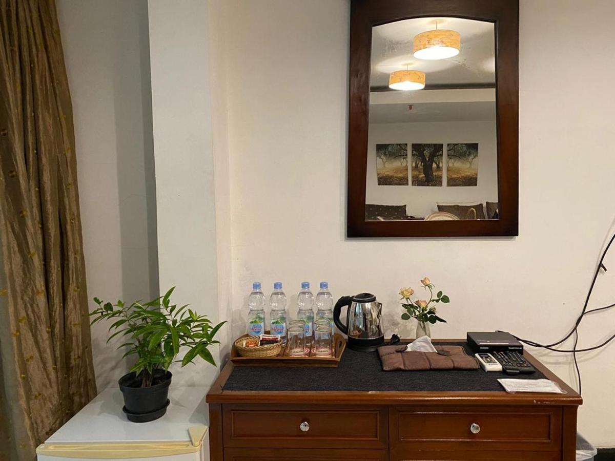 La Nostalgie Boutique Guest House Bandung Zewnętrze zdjęcie