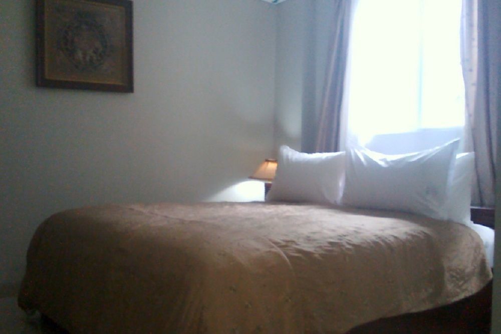La Nostalgie Boutique Guest House Bandung Zewnętrze zdjęcie