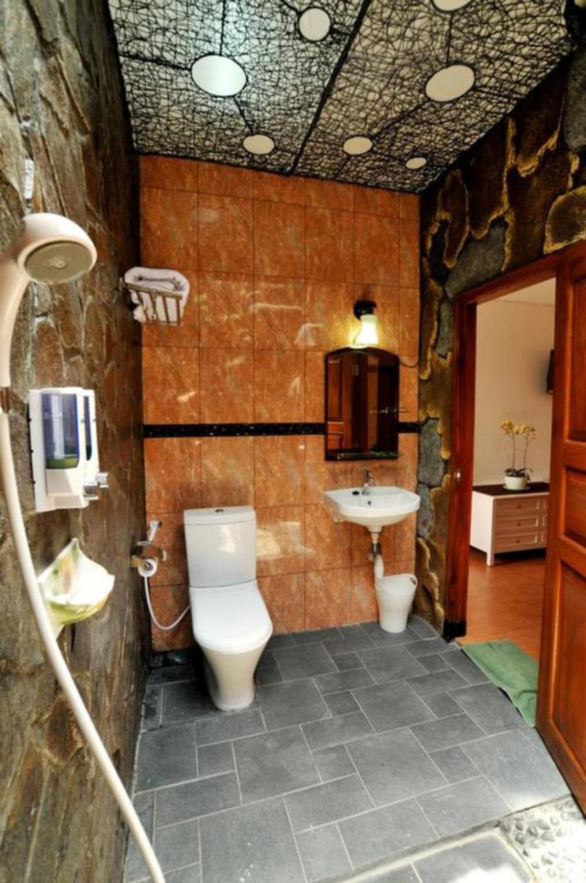 La Nostalgie Boutique Guest House Bandung Zewnętrze zdjęcie